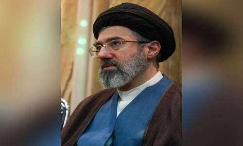 Mojtaba Khamenei ईरान के सुप्रीम लीडर देश में नहीं! सऊदी मीडिया का बड़ा दावा