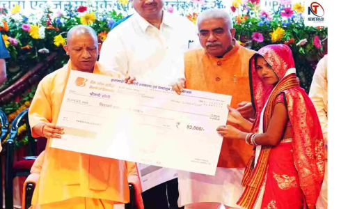 राष्ट्रीय हथकरघा दिवस पर मुख्यमंत्री ने बुनकरों को किया सम्मानित