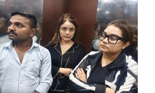 कारोबारी शिवा शर्मा हत्याकांड, मॉडल श्रद्धा दुबे और बहन रश्मि को कोर्ट से झटका, जमानत अर्जी खारिज